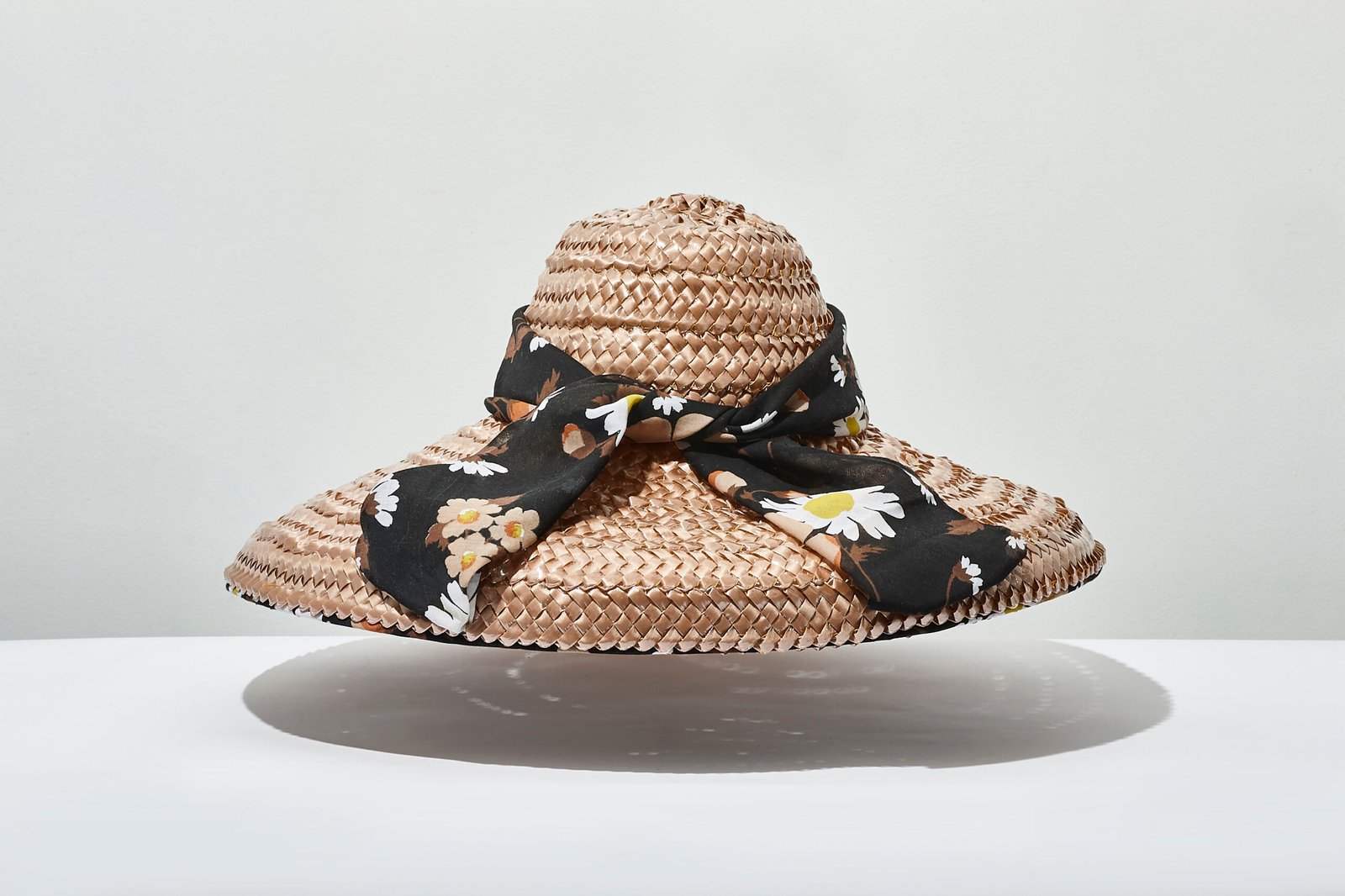 Holly Go - Image 3